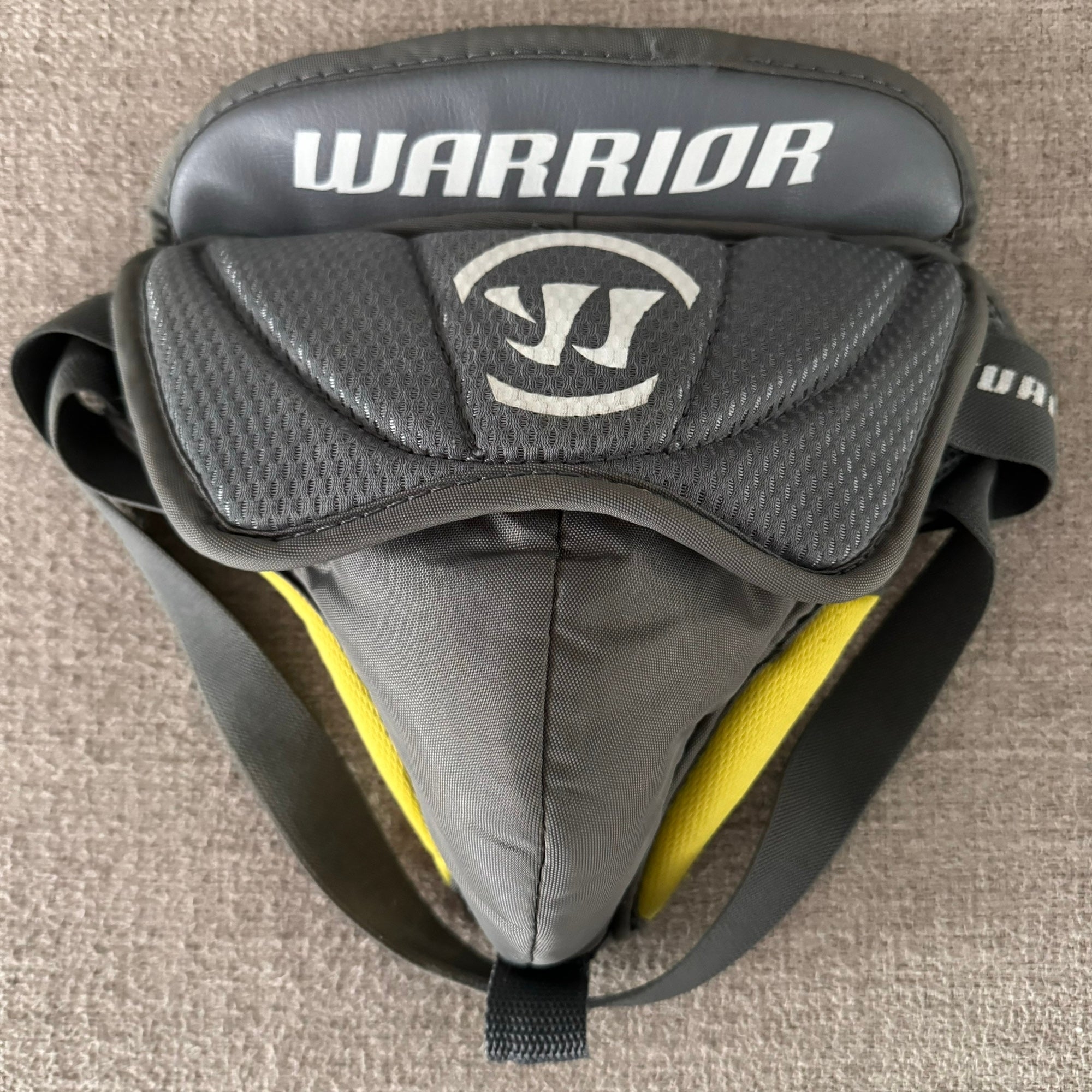 Vaughn Goalie Cup New Warrior Ritual X3 Pro SR Senior Small Ice Hockey Goalie Chest arm Protector Bauer Elite Vaughn Goalie Cup New Warrior Ritual X3 Pro SR Senior Small Ice Hockey Goalie Chest arm Protector Bauer Elite